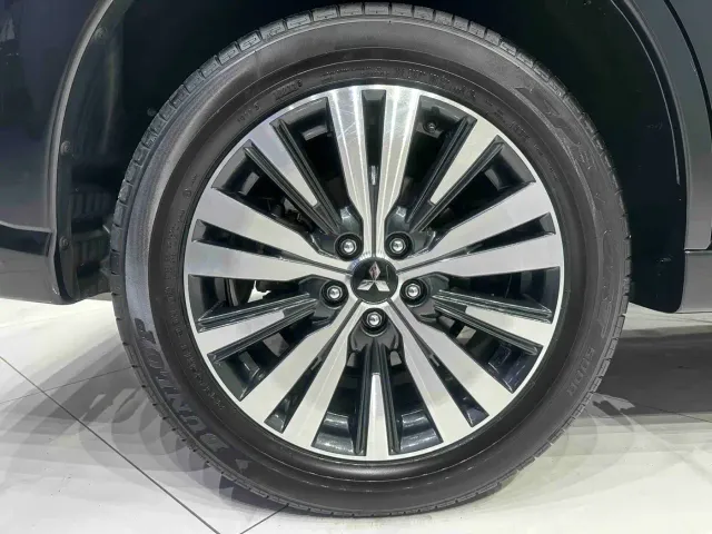 Mitsubishi Outlander — Фото автомобиля 19