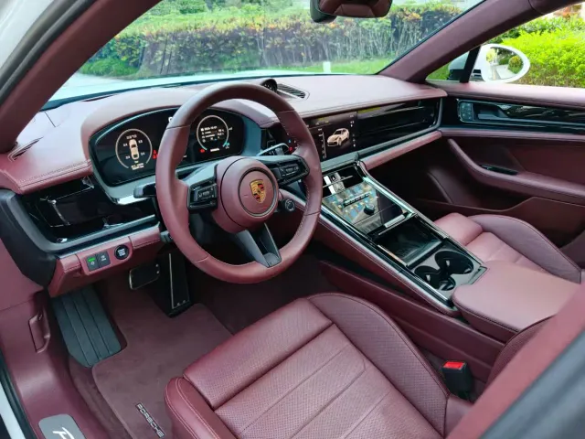 Porsche Panamera — Фото автомобиля 7