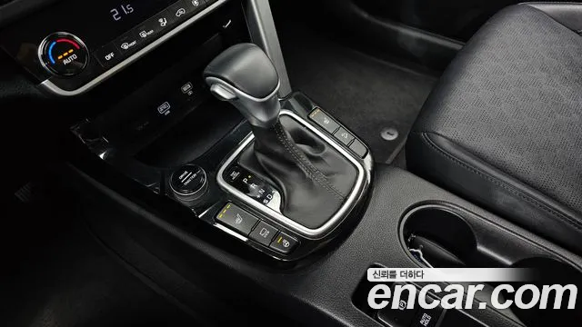 Kia Seltos — Фото автомобиля 9