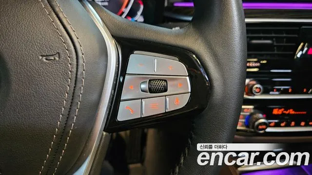 BMW 5 Series G30 — Фото автомобиля 14