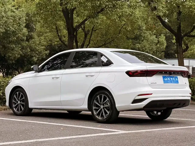 Geely Emgrand 2025 4th Gen 4 Million Commemorative Edition 1.5L CVT Soar — Фото автомобиля 7