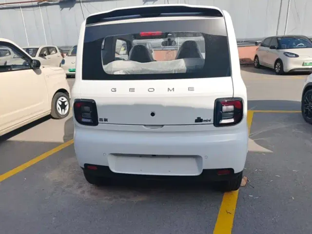 Geely Panda — Фото автомобиля 5