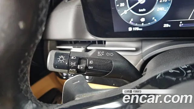 Kia Carnival 4th Gen — Фото автомобиля 24
