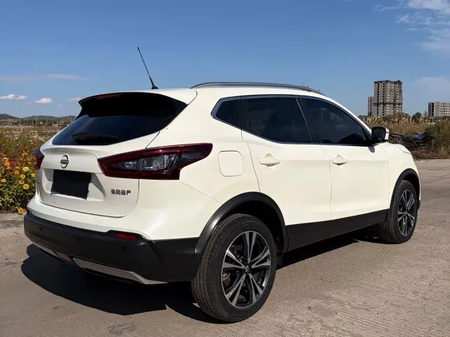 Nissan Qashqai — Фото автомобиля 9