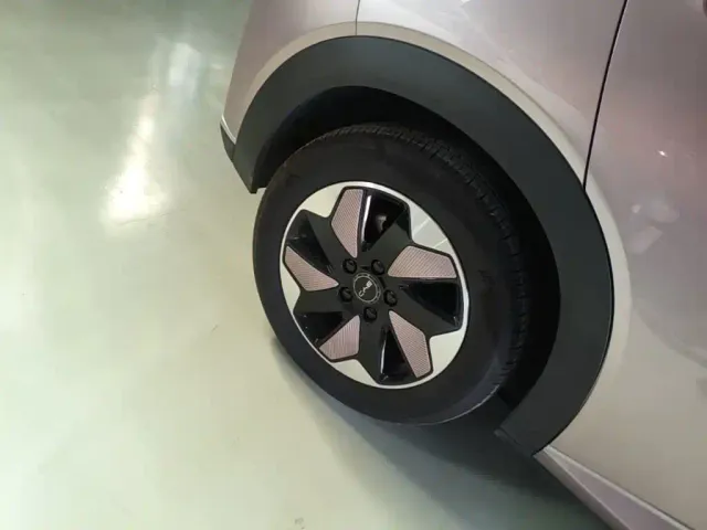 BYD Dolphin 2025 420km Freedom Edition — Фото автомобиля 20