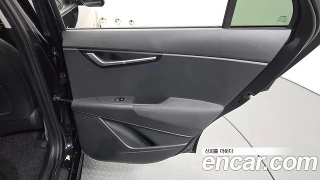 Kia Niro All Niro EV Air — Фото автомобиля 25
