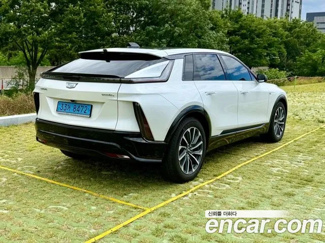 Cadillac Lyriq Lyriq Sport — Фото автомобиля 4