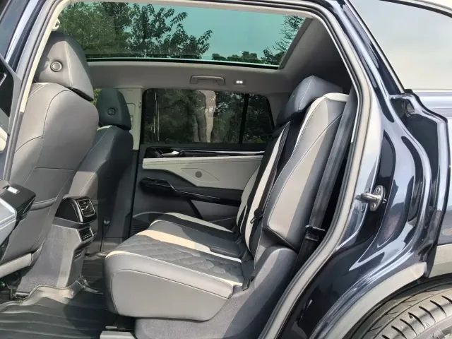 Volkswagen ID.6 CROZZ 2021 Long Range PRO Version — Фото автомобиля 9