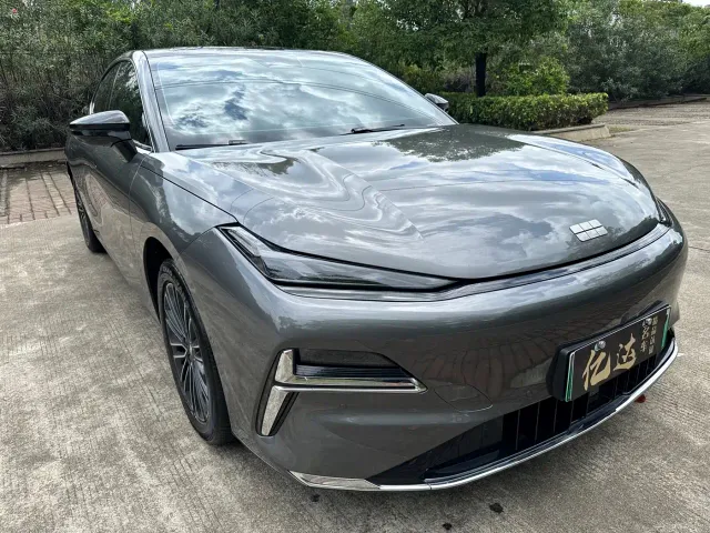 Geely Galaxy Xingyao 8 — Фото автомобиля 8