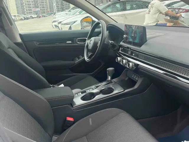 Honda Civic — Фото автомобиля 11