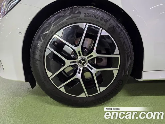 Mercedes-Benz E-Class W214 — Фото автомобиля 8