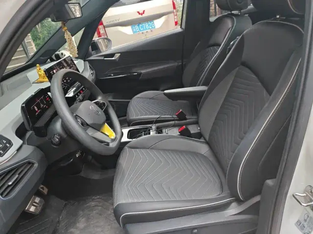 Volkswagen ID.3 — Фото автомобиля 11