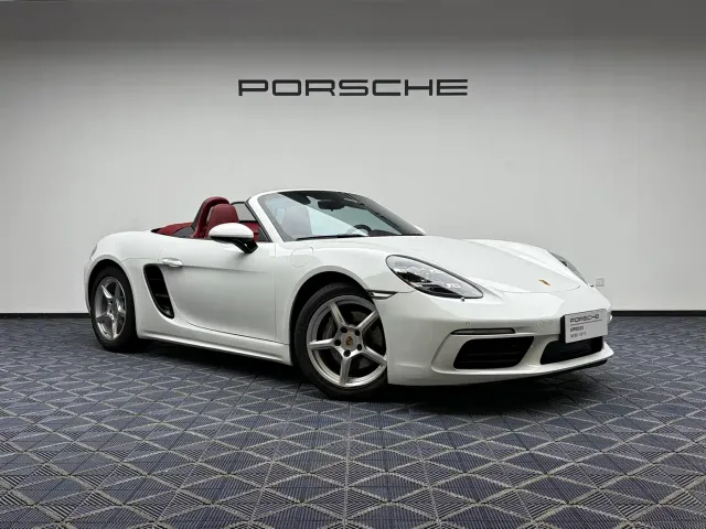 Porsche 718 — Фото автомобиля 11