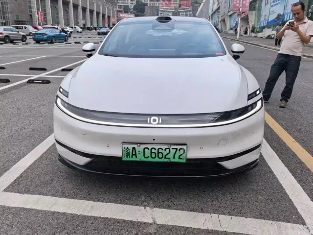 Фотография автомобиля — Changan Qiyuan A06