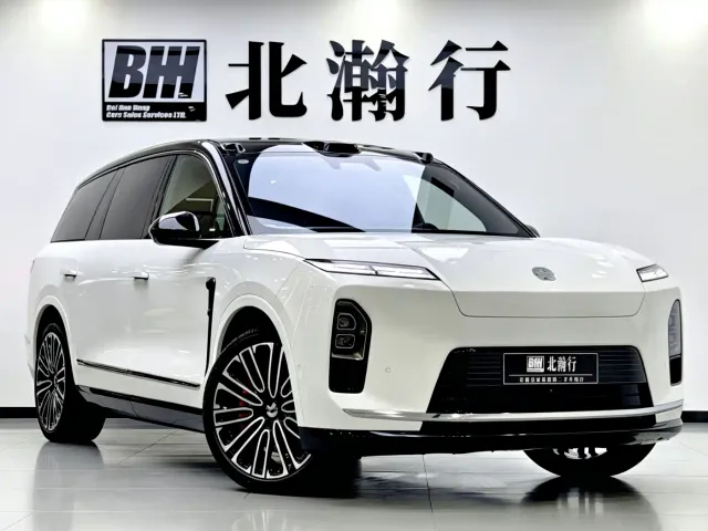 Nio ES8 — Фото автомобиля 3