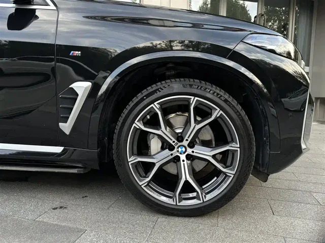 BMW X5 — Фото автомобиля 10