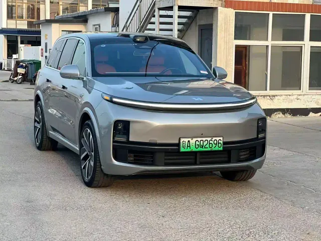 Li Auto L9 — Фото автомобиля 3
