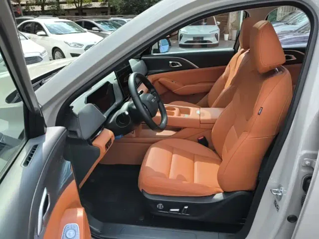 Haval Xiaolong MAX — Фото автомобиля 14