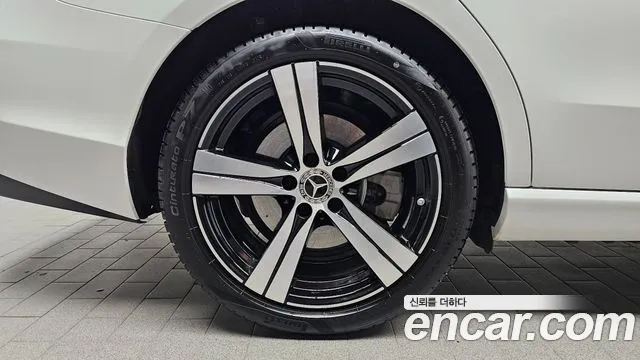 Mercedes-Benz C-Class W206 — Фото автомобиля 5