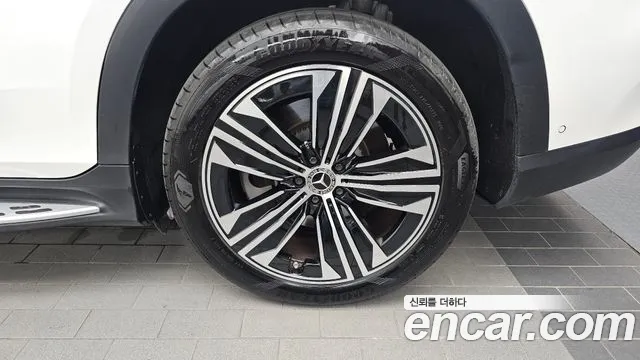 Mercedes-Benz EQS — Фото автомобиля 16