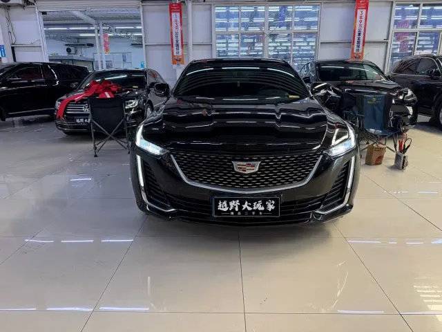 Фотография автомобиля — Cadillac CT5