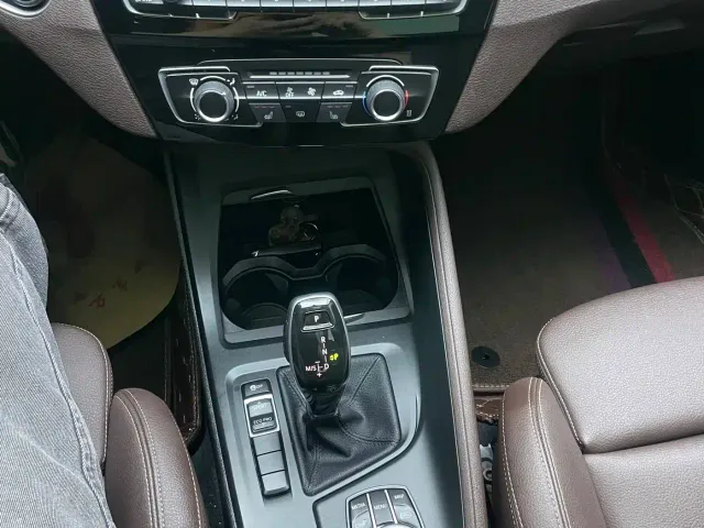 BMW X1 — Фото автомобиля 9