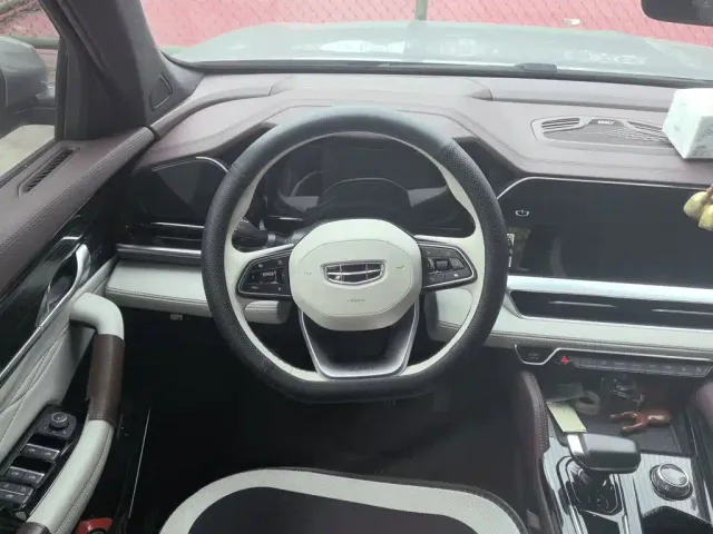 Geely Xingyue L — Фото автомобиля 6