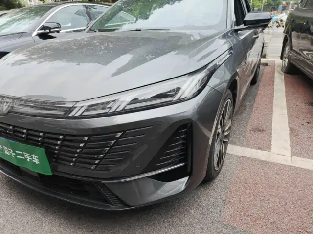 Changan Eado — Фото автомобиля 23