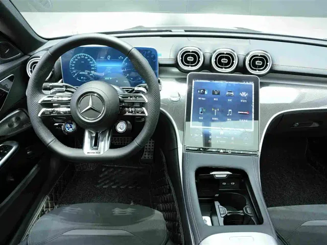 Mercedes-Benz C-Class AMG — Фото автомобиля 14