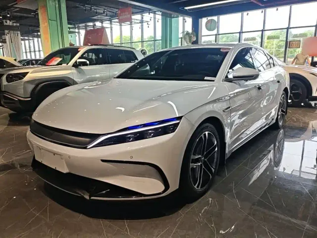 Фотография автомобиля — BYD Han