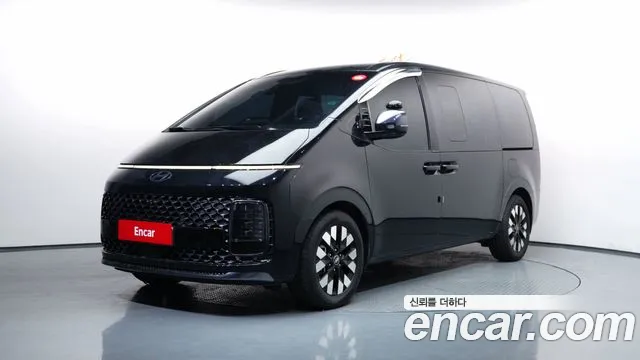Фотография автомобиля — Hyundai Staria