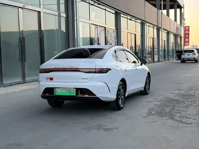 BYD Destroyer 05 — Фото автомобиля 6