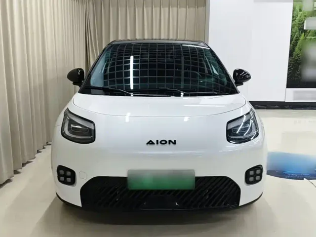 GAC Aion UT — Фото автомобиля 2