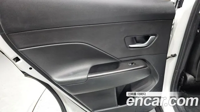 Hyundai Kona SX2 — Фото автомобиля 14