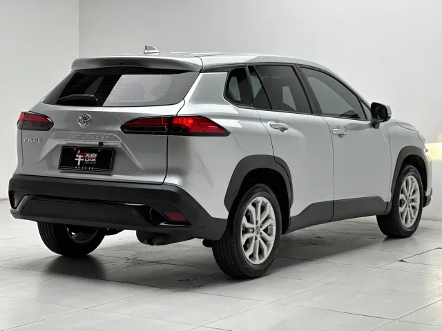 Toyota Frontlander — Фото автомобиля 6