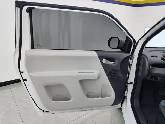 Changan Lumin — Фото автомобиля 7