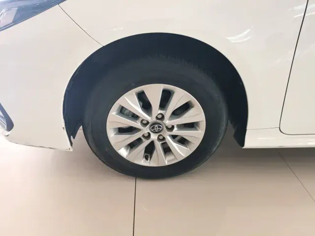 Toyota Corolla — Фото автомобиля 24