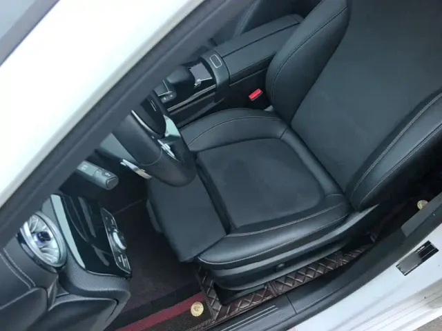 Mercedes-Benz A-Class — Фото автомобиля 14