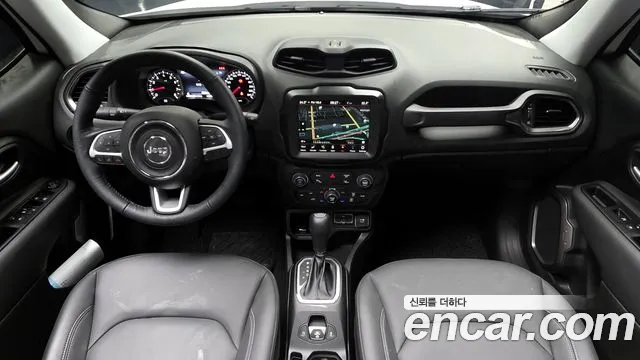 Jeep Renegade — Фото автомобиля 7
