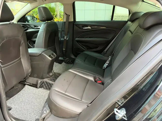 Buick Regal — Фото автомобиля 6