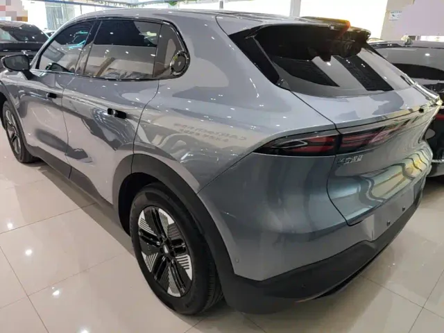 Deepal S05 — Фото автомобиля 4