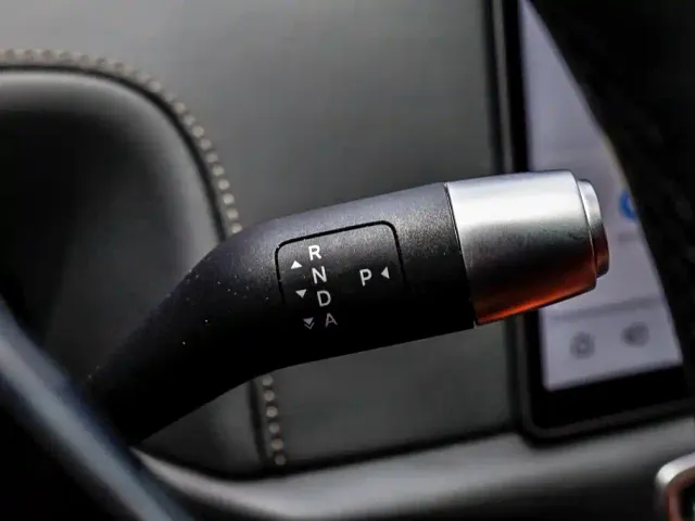 Li Auto L7 — Фото автомобиля 18