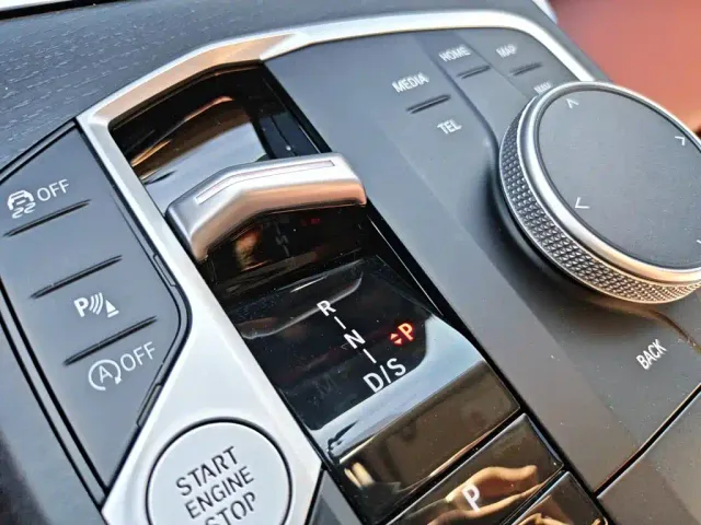 BMW 3 Series — Фото автомобиля 15