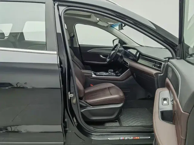 Jetour X90 Plus — Фото автомобиля 23