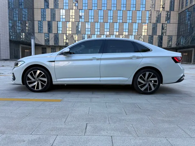 Volkswagen Sagitar — Фото автомобиля 4