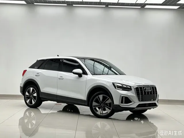 Audi Q2L — Фото автомобиля 3