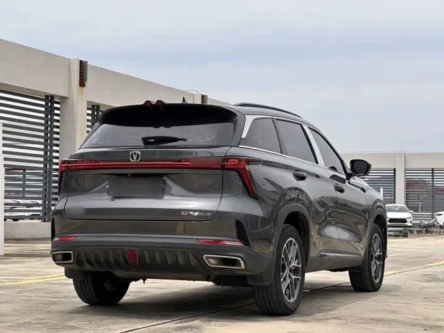 Changan CS75 Plus — Фото автомобиля 6