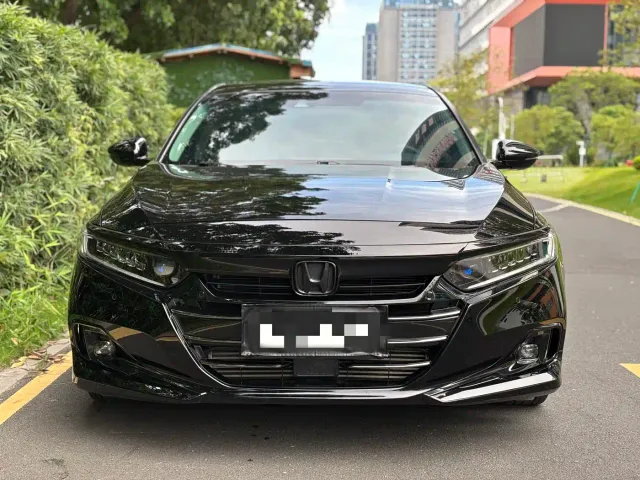 Honda Accord — Фото автомобиля 2