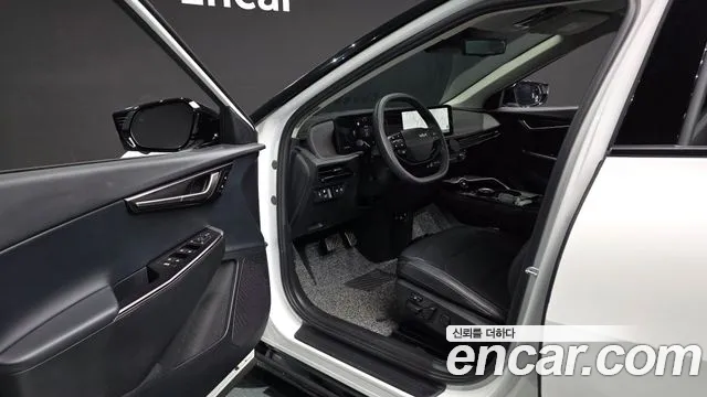 Kia EV6 New — Фото автомобиля 10