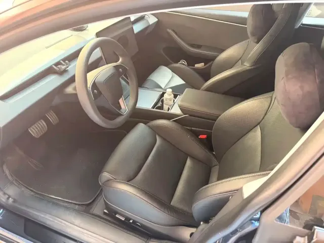 Tesla Model 3 — Фото автомобиля 3